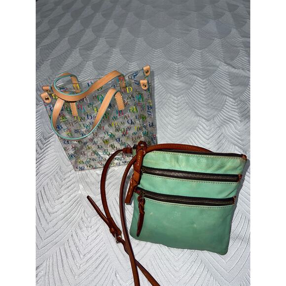 Dooney & Bourke Vintage Crossbody + Clear Mini Tote DB Bundle – Excellent sale!! - Picture 7 of 13
